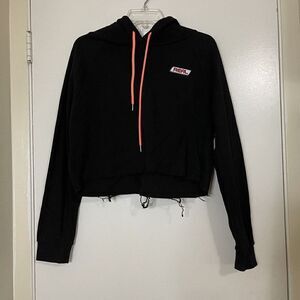 forever 21 black pullover cropped hoodie raw hem size small